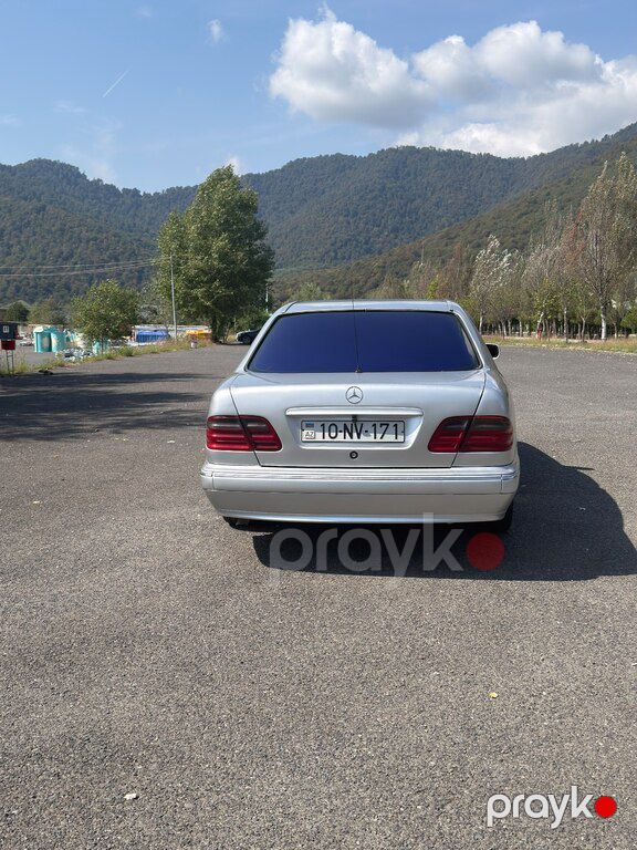 Mercedes E 230, 2.3 L, 1996 il, 300 000 km — Avtomobillər, Qəbələ (5)