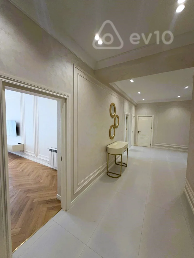 4 otaqlı mənzil, 180 m², izmir küçəsi — kirayə — Mənzil, Bakı (11)
