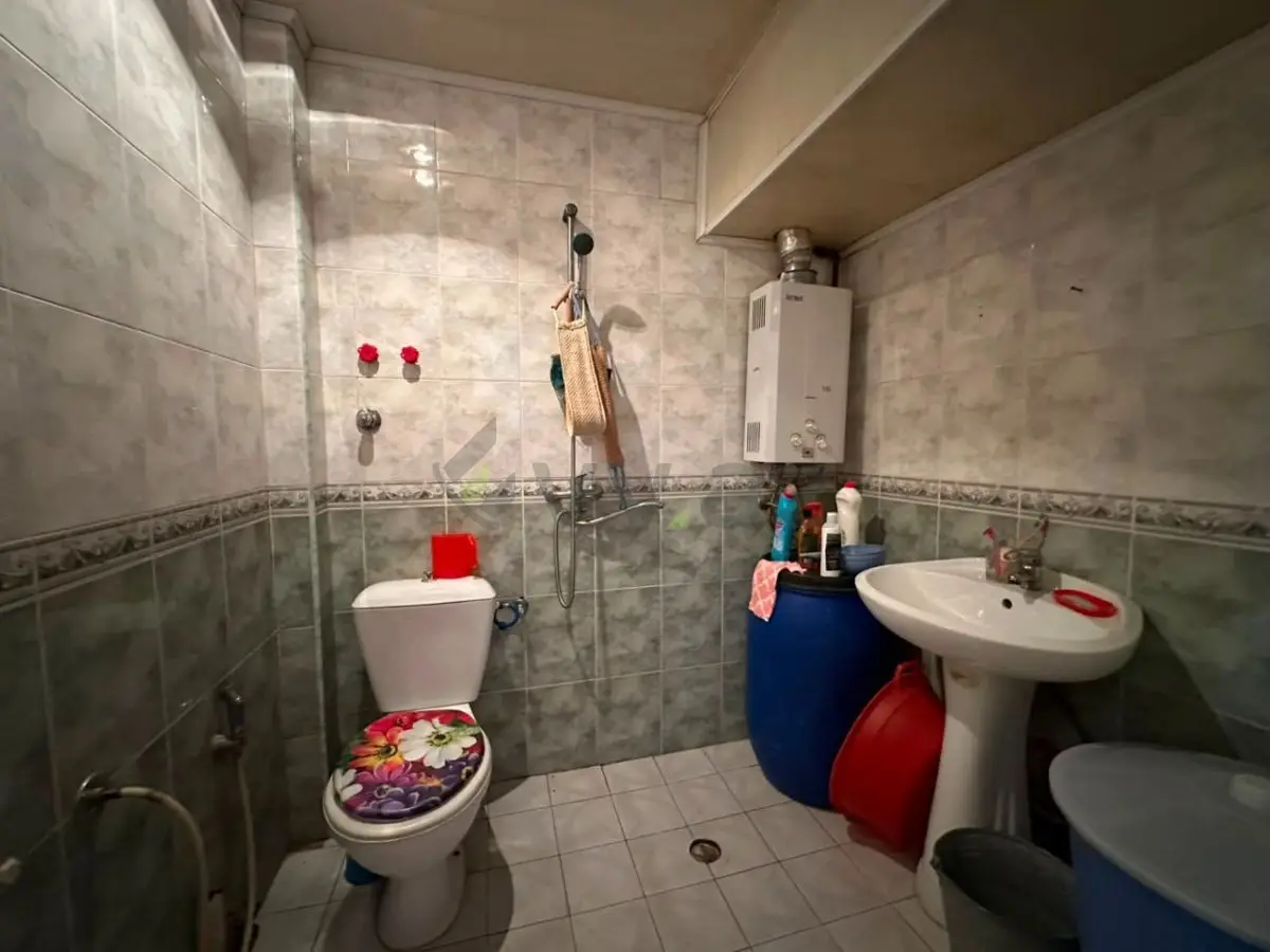 2 otaqlı mənzil Köhnə tikili Satılır, 8-ci kilometr, Nizami, Bakı — Mənzil, Bakı (10)