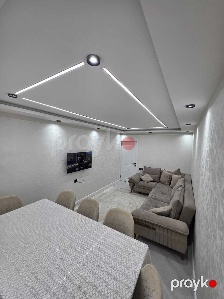 Satılır 5 otaqlı köhnə tikili 127 m² — Mənzil, Bakı (2)
