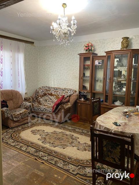 Satılır 3 otaqlı Bina evi menzil (Köhnə tikili), 74 m², 13-cü mikrorayon — Sumqayıt
