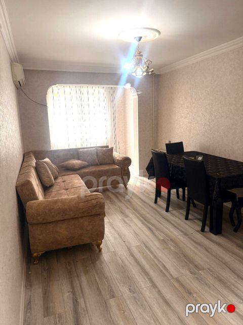İcarəyə verilir 2 otaqlı köhnə tikili 60 m² — Bakı