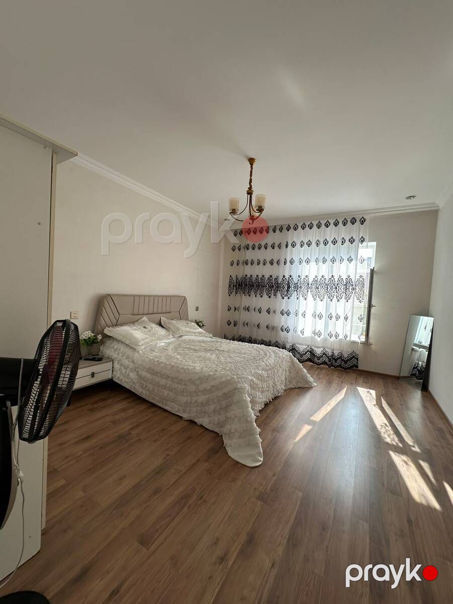 Satılır 4 otaqlı həyət evi/bağ evi 200 m² — Ev, villa, Bakı (9)