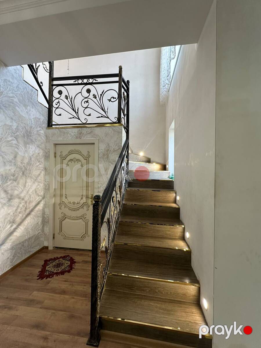 Satılır 4 otaqlı həyət evi/bağ evi 200 m² — Ev, villa, Bakı (8)