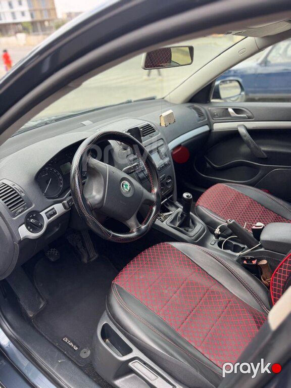 Skoda Octavia, 1.6 L, 2005 il, 180 000 km — Avtomobillər, Bakı (9)
