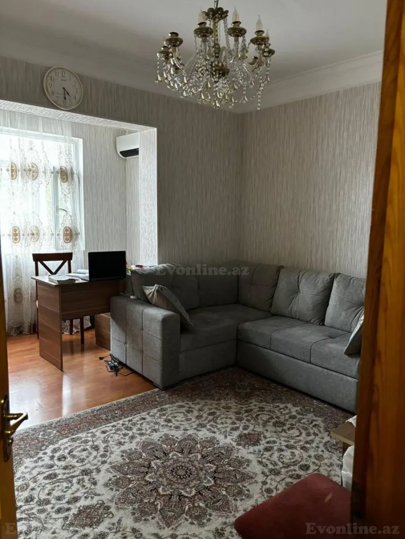 Kirayə verilir 2 otaqlı Mənzil Köhnə tikili 42 m² Bakı, Binəqədi r., 8-ci mikrorayon — Bakı