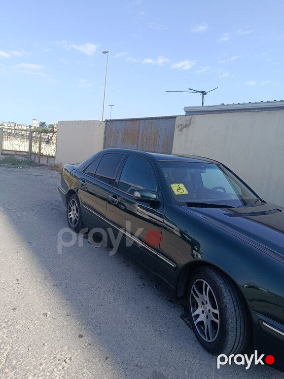 Mercedes E 270, 2.7 L, 2001 il, 335 000 km — Avtomobillər, Bakı (3)