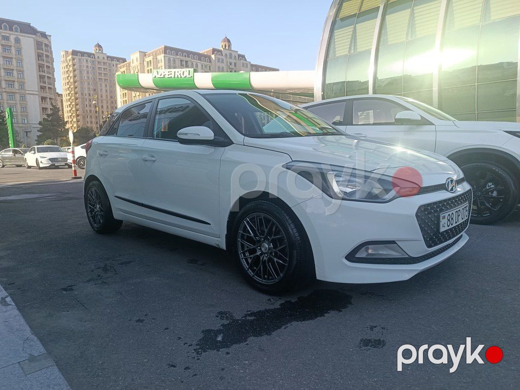 Hyundai i20, 1.1 L, 2016 il, 127 200 km — Avtomobillər, Bakı (11)