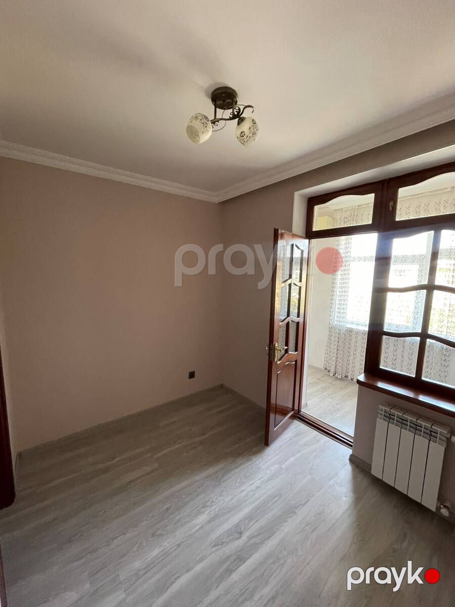 Satılır 2 otaqlı köhnə tikili 40 m² — Mənzil, Bakı (5)