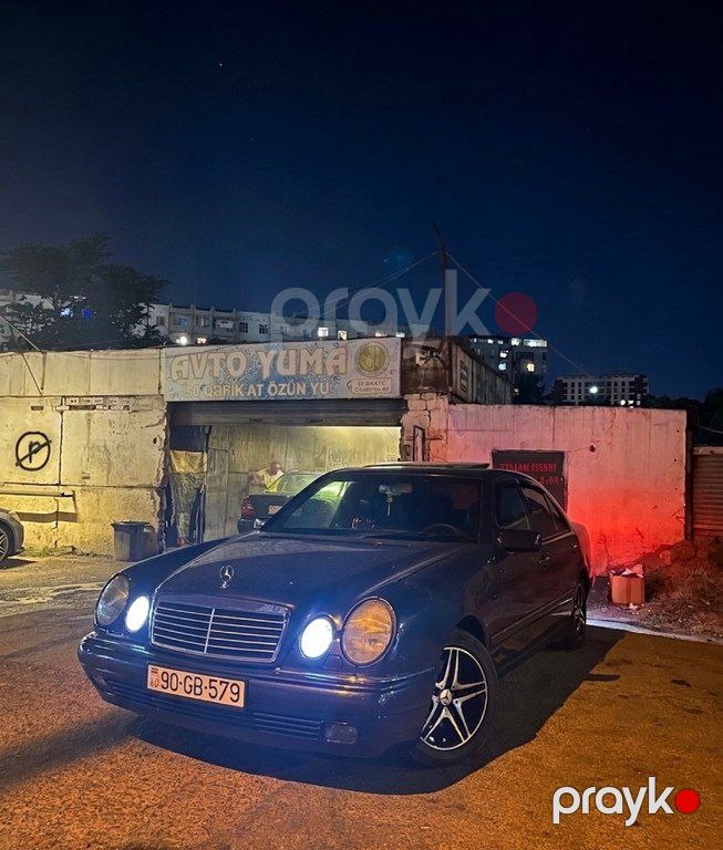 Mercedes E 320, 3.2 L, 1995 il, 378 000 km — Avtomobillər, Bakı (5)