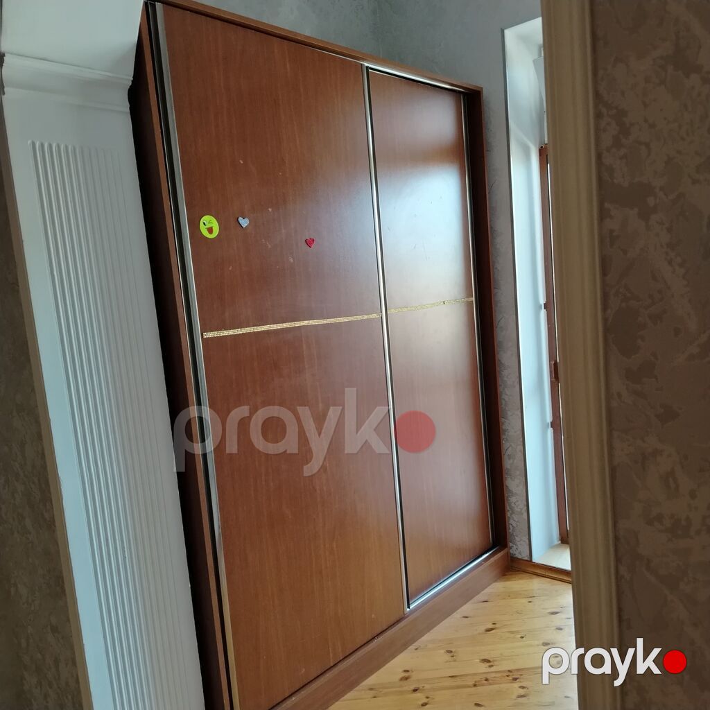 Sürgülü qapılı qarderob şkafı - Material: taxta/laminat, metal sürgü — Şkaflar, Sumqayıt (4)
