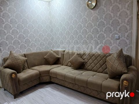 Uqlavoy divan 6 aydir alinib 400 azn satilir olcu 1.80 2.60 — Bakı