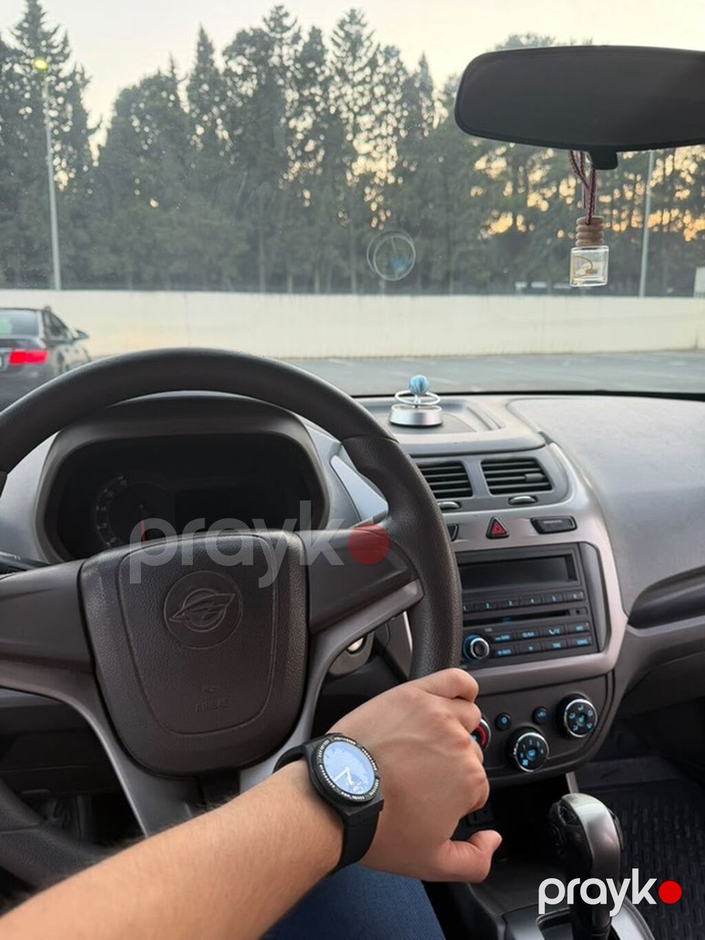 Ravon R4, ağ rəngli sedan Texniki xüsusiyyətlər və təchizat: - Kuzov — Avtomobillər, Sumqayıt (3)