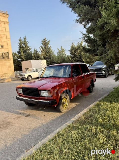 Masinin senedleri tam gaydasindadir. Hec bir xerc teleb etmir — Bakı