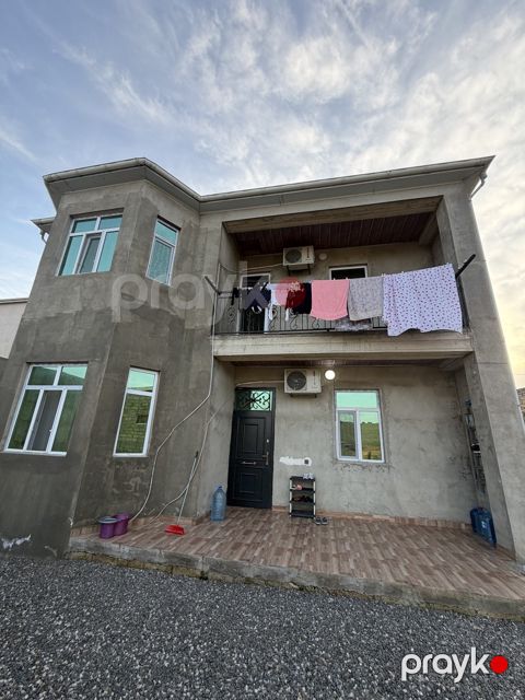Satılır 6 otaqlı həyət evi/bağ evi 250 m² — Bakı