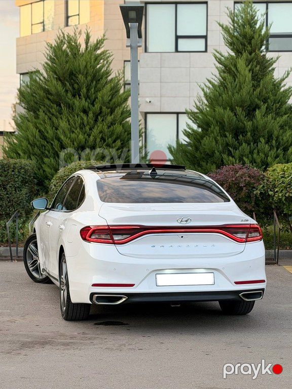 Hyundai Grandeur, 2.2 L, 2017 il, 112 000 km — Avtomobillər, İmişli (11)