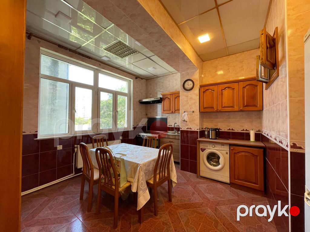 Satılır 5 otaqlı yeni tikili 200 m² — Mənzil, Bakı (8)