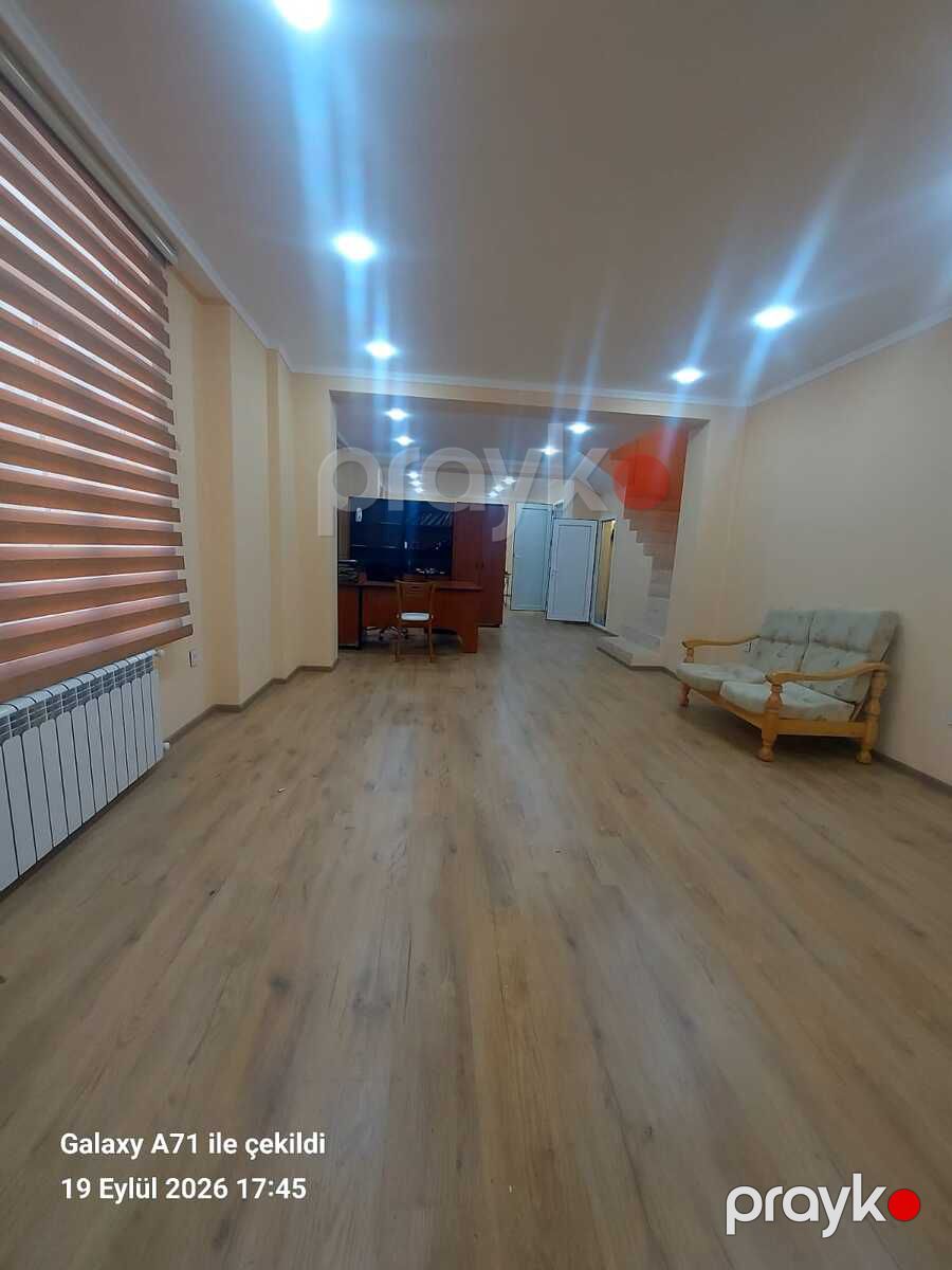 Satılır obyekt 137 m² — Əmlak, Bakı (3)