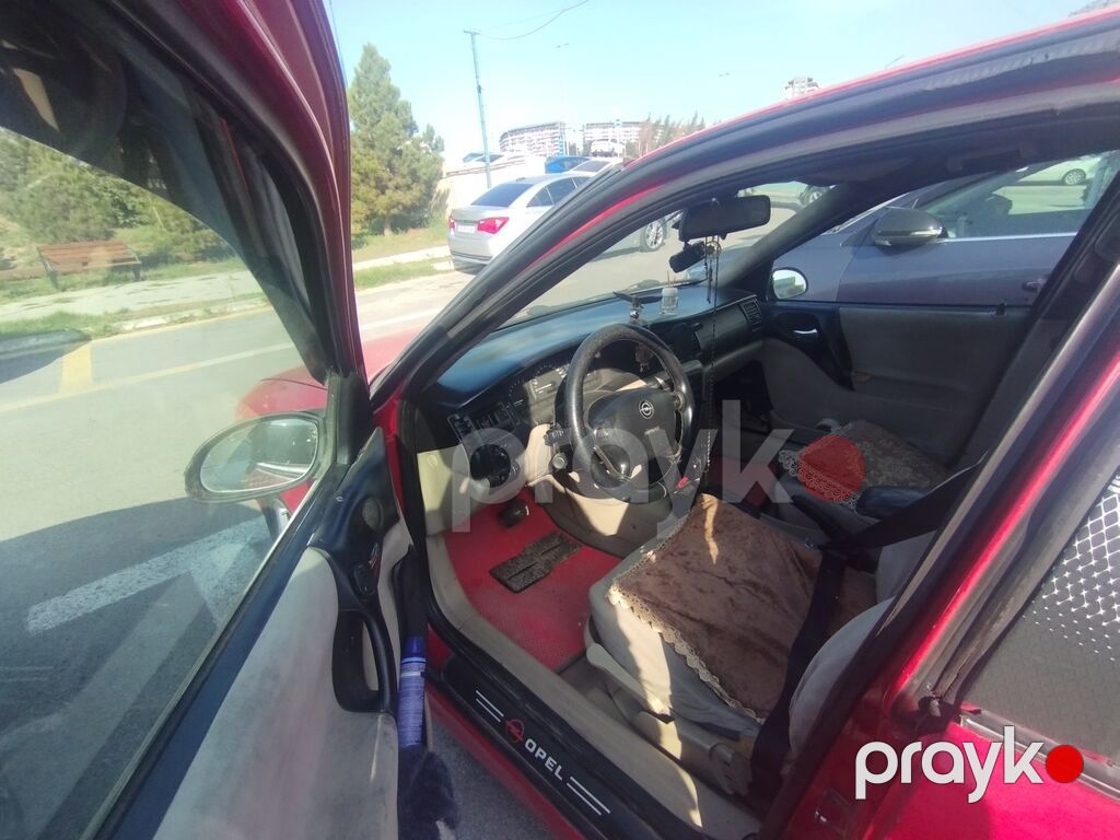 Opel Vectra B, qırmızı rəng, sedan/götürmə tipli kuzov (5 qapı) — Avtomobillər, Qobu (5)