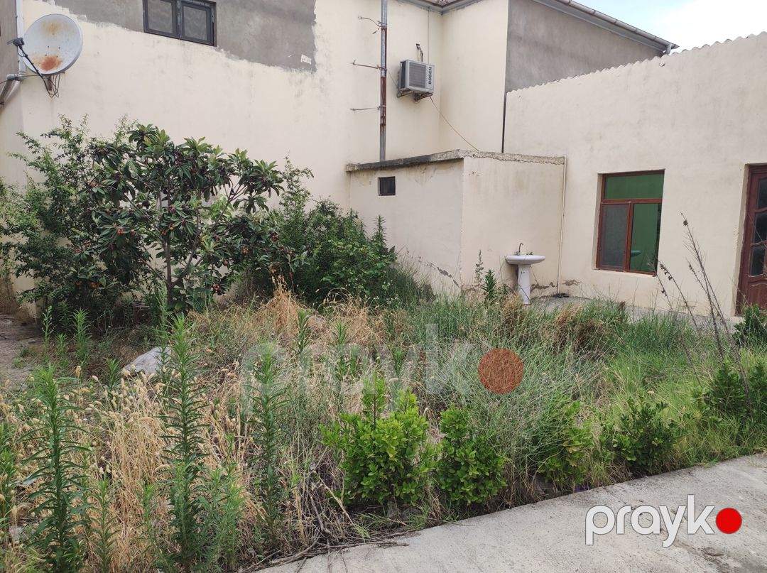 Satılır 2 otaqlı həyət evi/bağ evi 75 m² — Ev, villa, Bakı (2)