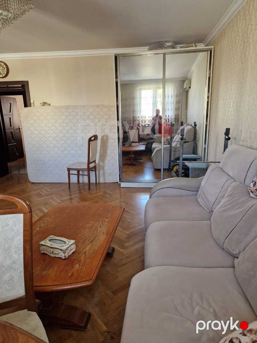 Satılır 4 otaqlı köhnə tikili 80 m² — Mənzil, Bakı (2)
