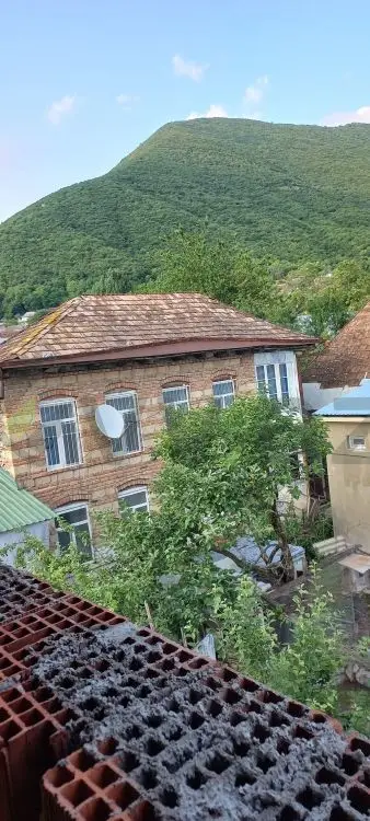 2 otaqlı Həyət evi Satılır, Şəki — Şəki