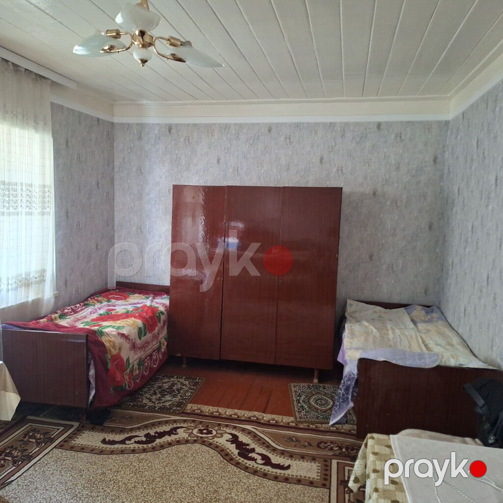 Salam ev Qax rayonunun lekit kəndində yerləşir, 12 sot həyəti həyətdə — Ev, villa, Qax (7)