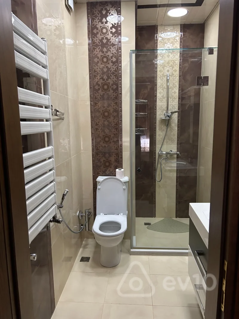3 otaqlı mənzil, 136 m², i.qasimov — Mənzil, Bakı (11)