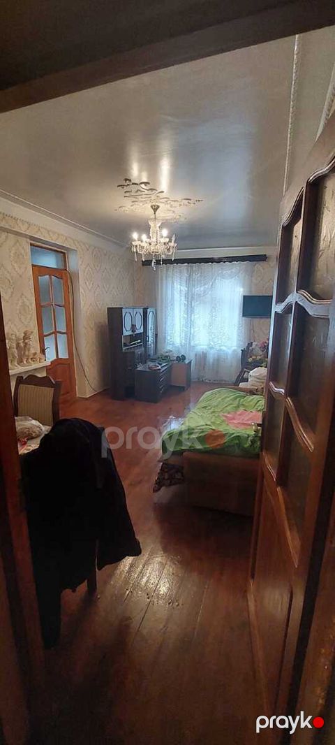 Satılır 3 otaqlı köhnə tikili 60 m² — Bakı