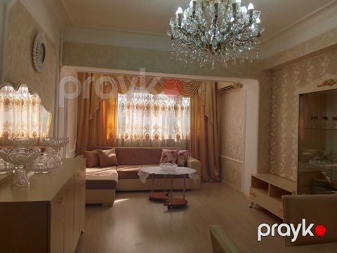 Satılır 3 otaqlı köhnə tikili 70 m² — Bakı