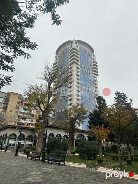 Satılır 3 otaqlı Bina evi menzil (Yeni tikili), 168 m², Nəsimi rayonu — Bakı