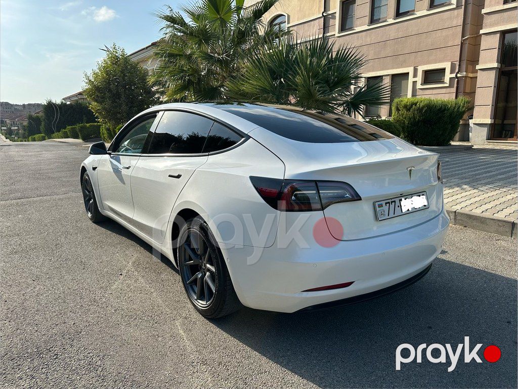 Tesla Model 3, 60 kWh, 2022 il, 60 000 km — Avtomobillər, Bakı (8)