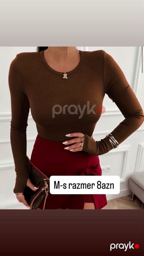 Qadın uzunqol bluz - Rəng: tünd qəhvəyi - Model: dairəvi yaxa, bədənə — Bakı