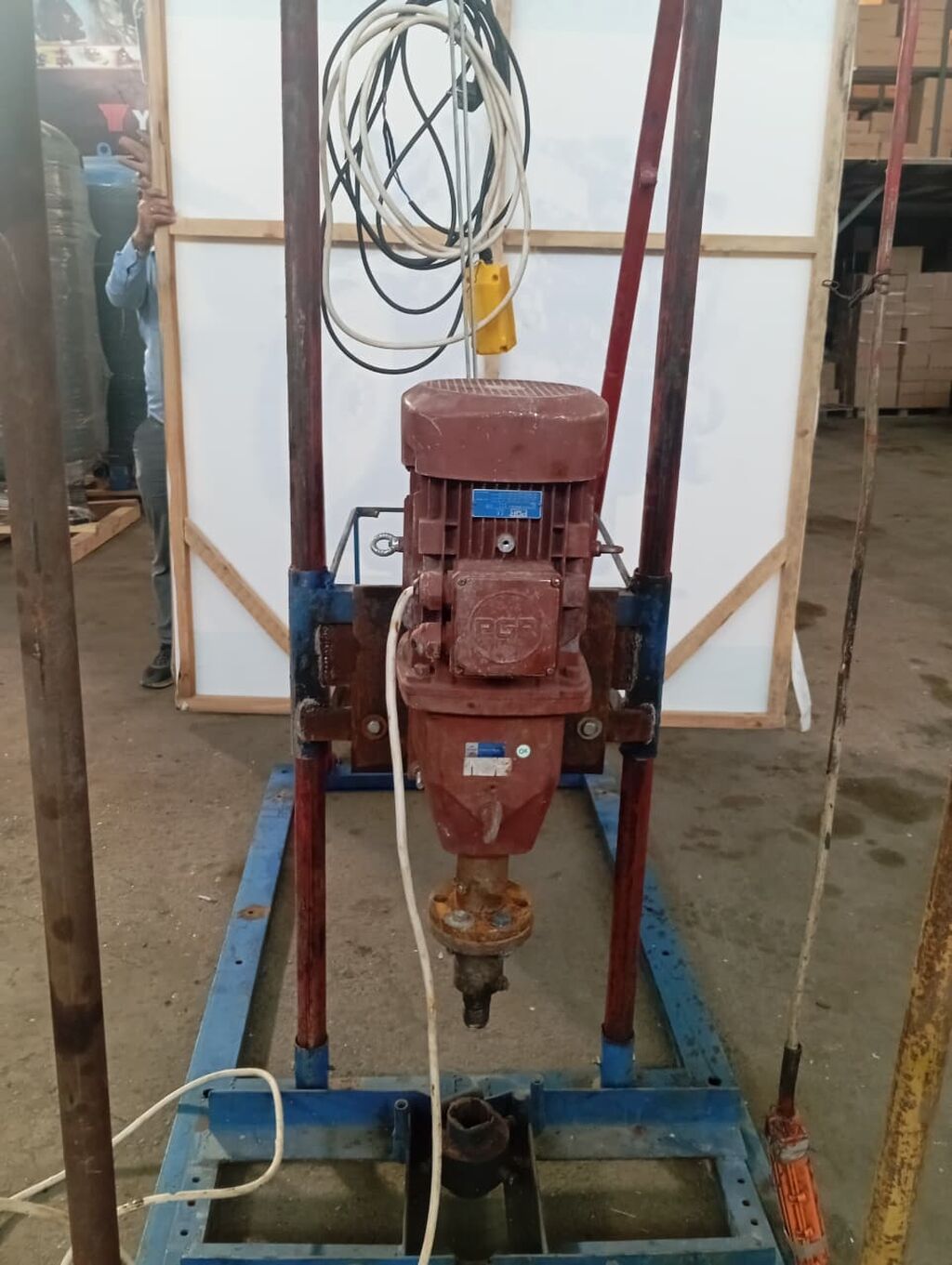 Qazma qurğusu elektriklə isləyən Hündürlük - 3mt Qazma ştanqının — Digər aləti, Xırdalan (9)