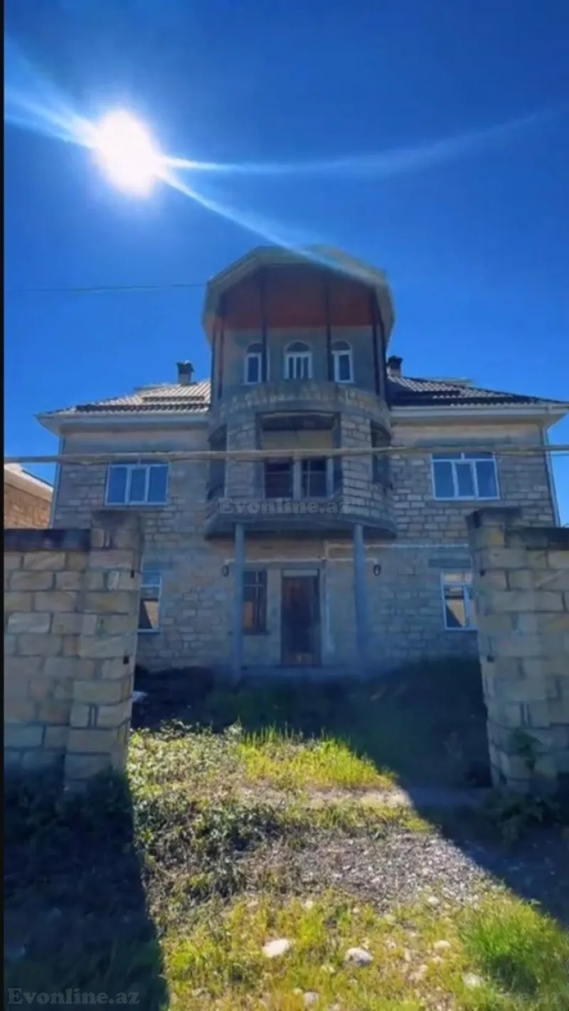 Satılır 7 otaqlı Həyət evi 257 m² Qusar — Qusar