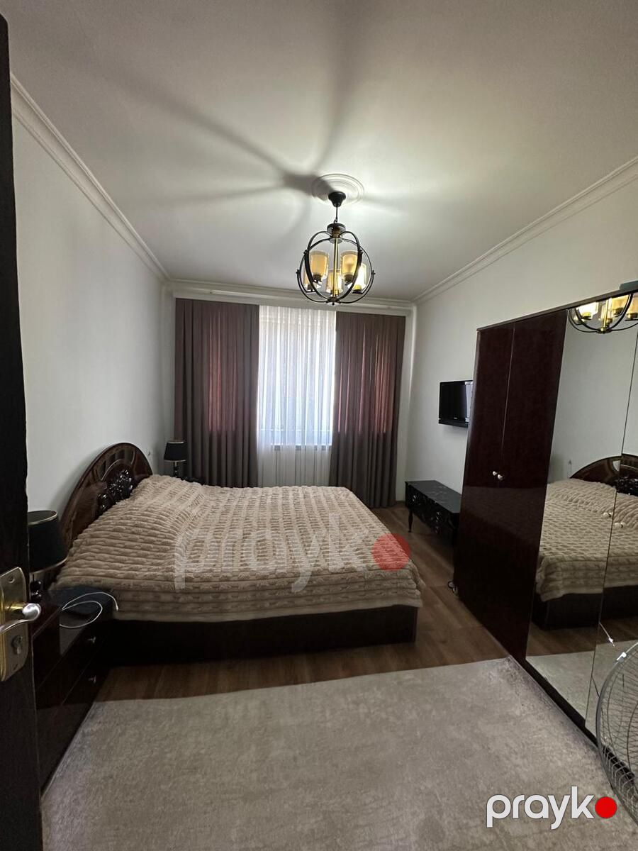 Satılır 4 otaqlı köhnə tikili 85 m² — Mənzil, Bakı (2)