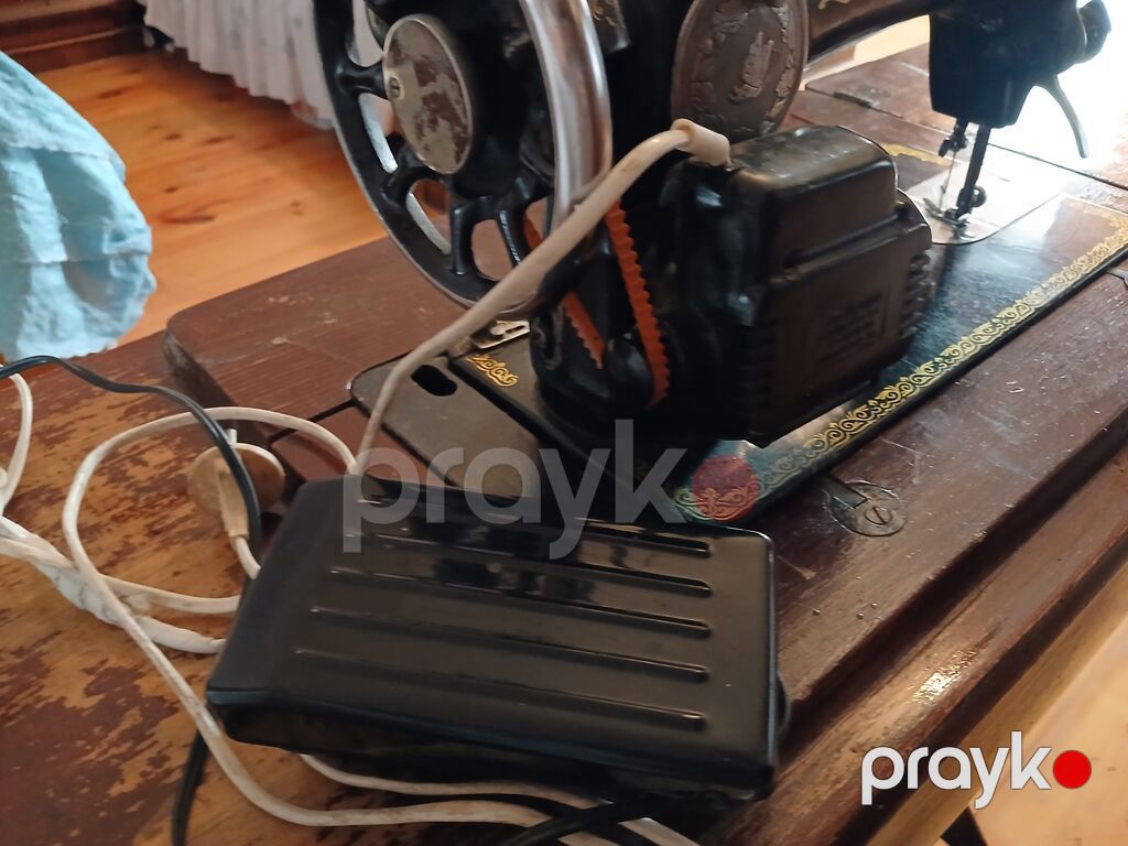 Köhnə Tikiş Maşını Retro hər detalı işləyir real aliciya endirim — Digər, Bakı (2)