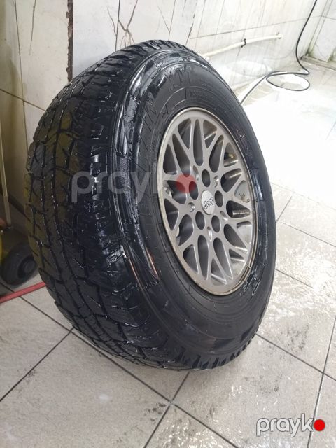 Jeep Grand Cherokee təkərləri — Xırdalan