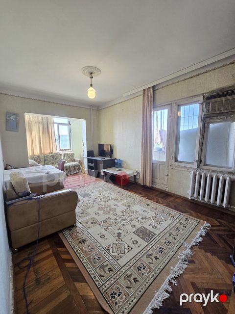 Satılır 2 otaqlı köhnə tikili 60 m² — Bakı