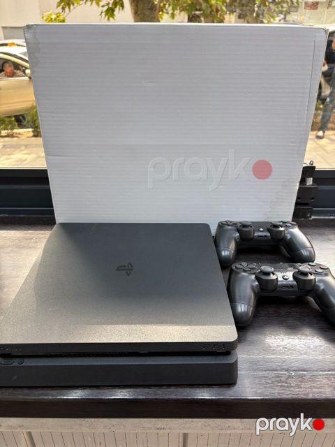 Playstation 4 Slim — Bakı