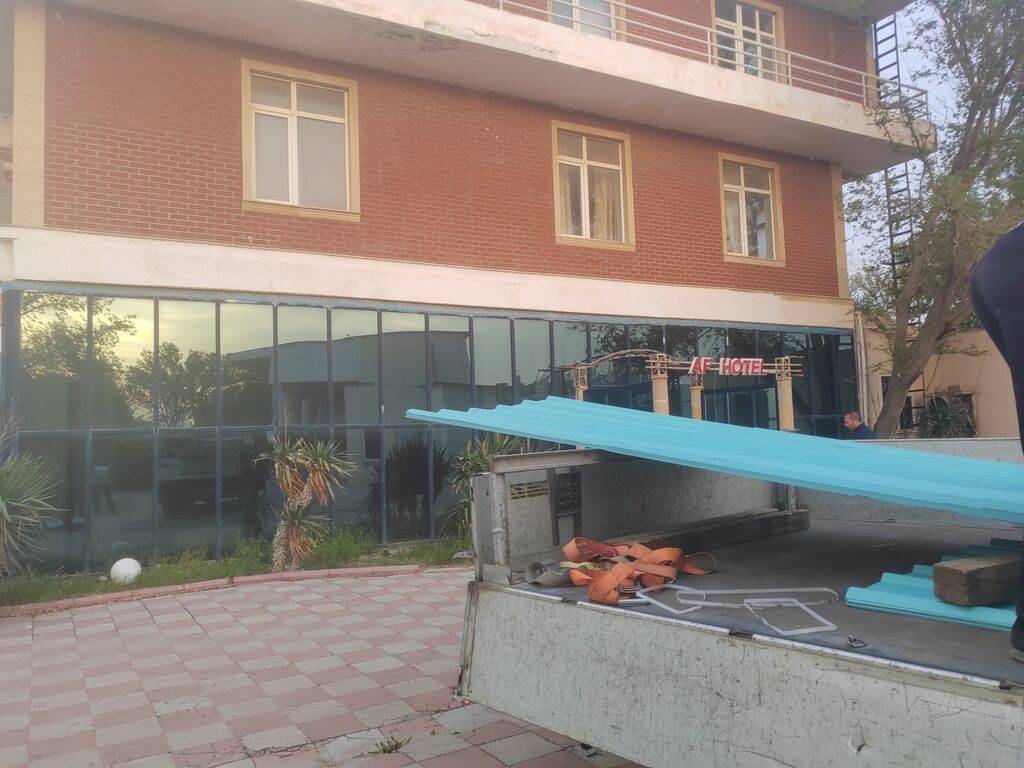 Mavi rəngli dam örtüyü – profil metal panellər - Material: profil — Dam örtükləri, Bakı (4)