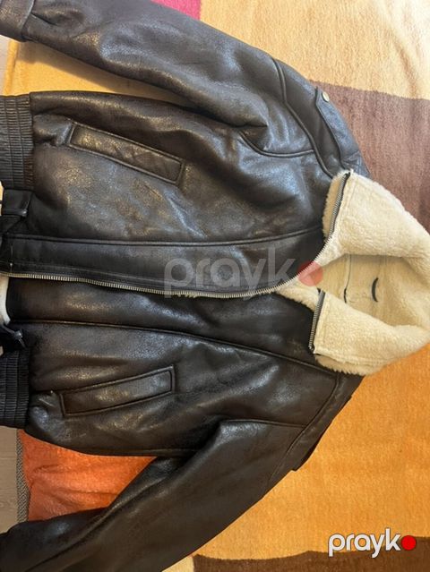 Qalin cox isdi qis kurtkasi uzeri deridir vintage model oversize — Bakı