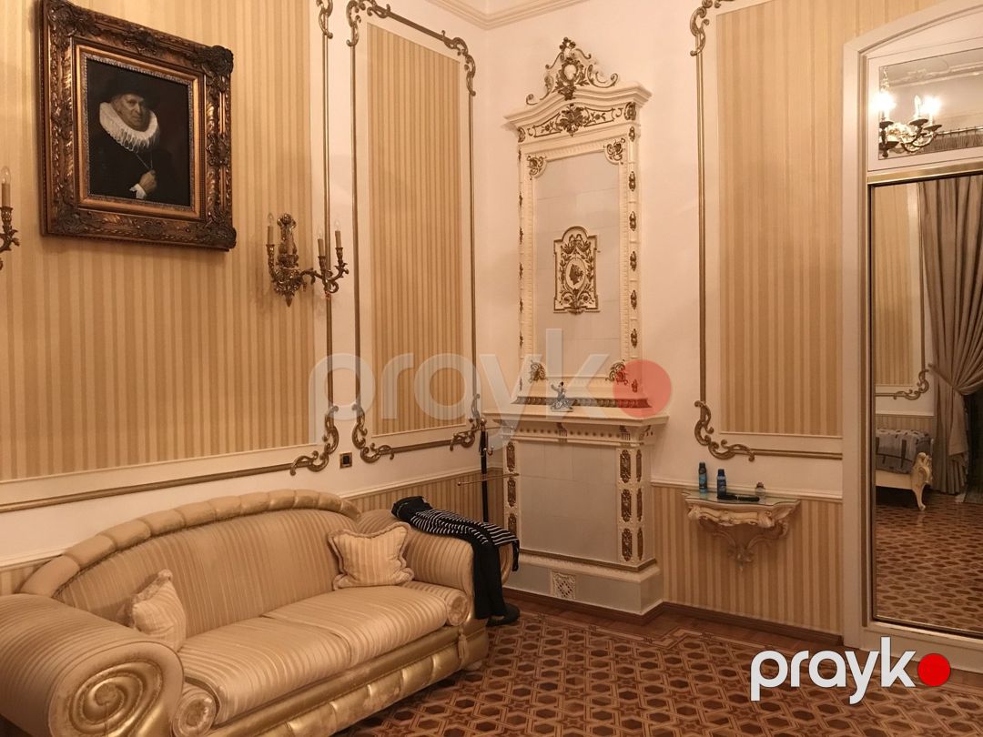 Satılır 6 otaqlı köhnə tikili 290 m² — Mənzil, Bakı (12)