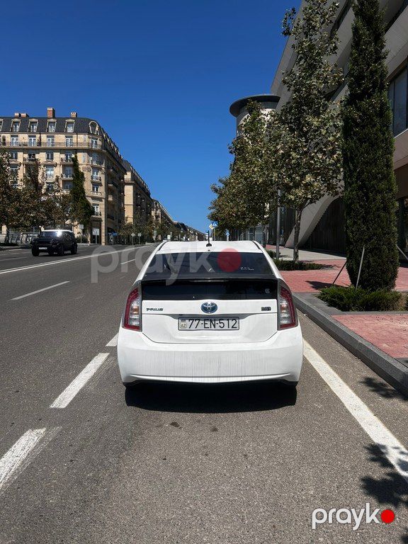 Toyota Prius, 1.8 L, 1.3 kWh, 2012 il, 322 000 km — Avtomobillər, Bakı (2)