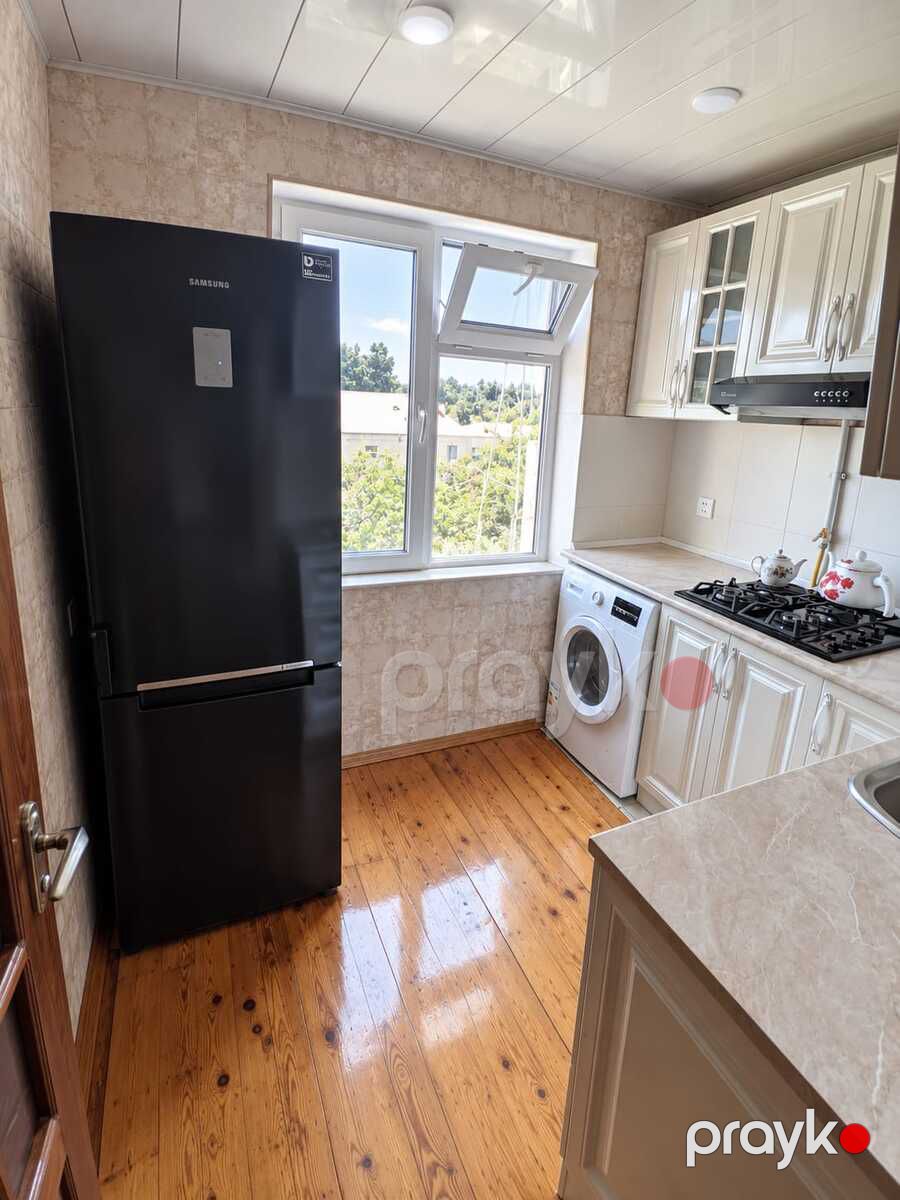 Satılır 4 otaqlı köhnə tikili 100 m² — Mənzil, Bakı (10)
