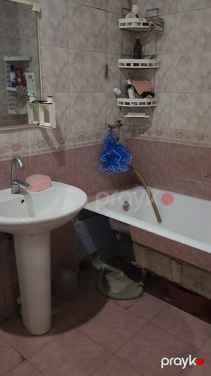Satılır 4 otaqlı köhnə tikili 145 m² — Mənzil, Bakı (9)