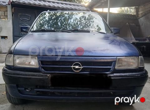 Opel Astra, 1.8 L, 1995 il, 621 800 km — Qax