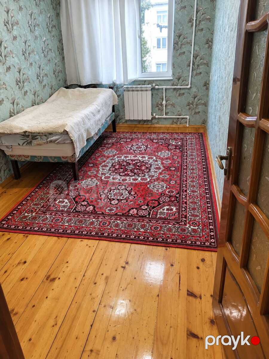 Satılır 4 otaqlı köhnə tikili 100 m² — Mənzil, Bakı (8)