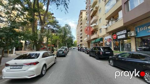 Satılır 3 otaqlı köhnə tikili 80 m² — Bakı