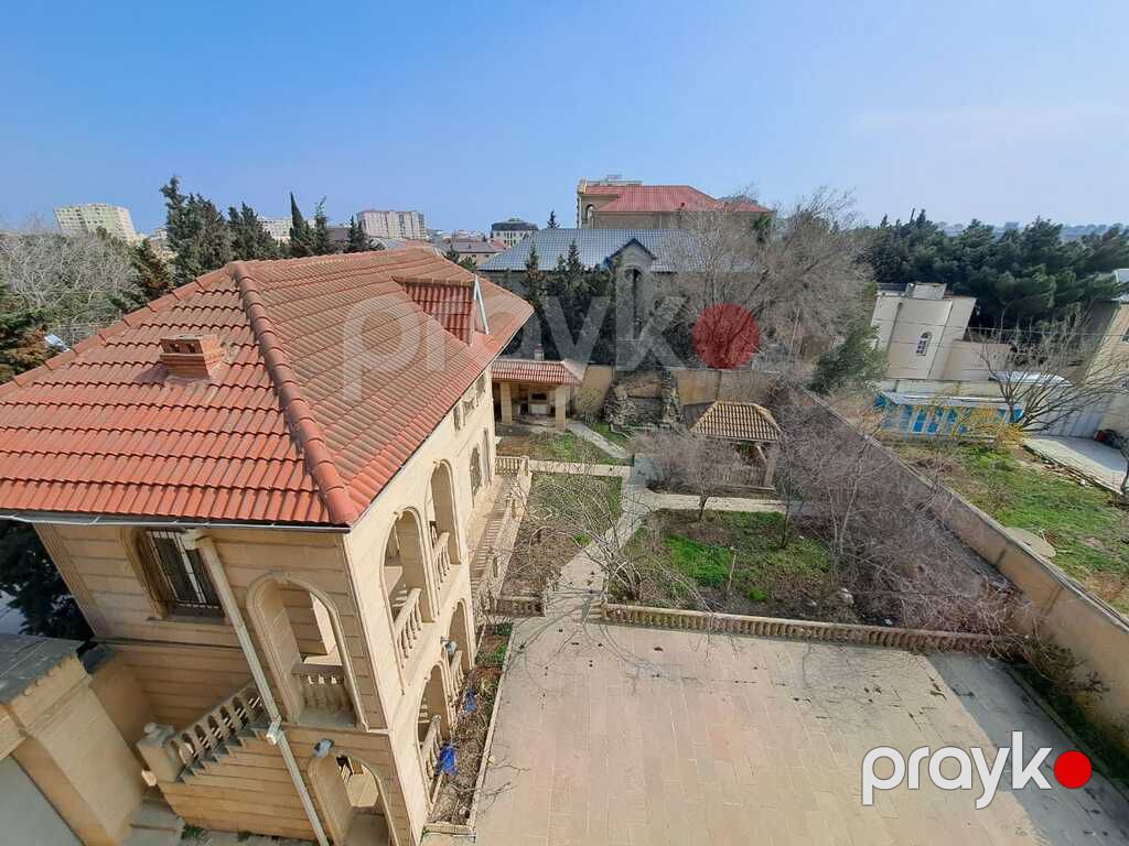 Satılır 14 otaqlı həyət evi/bağ evi 1000 m² — Ev, villa, Bakı (3)